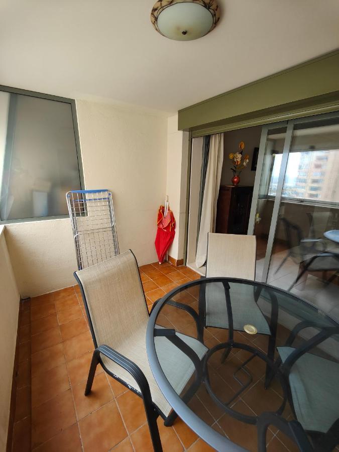 Gran Apartamento Cerca De La Playa Con Piscina En El Centro Fuengirola Kültér fotó