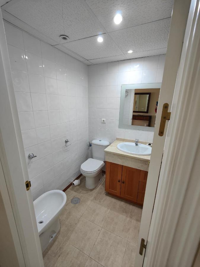 Gran Apartamento Cerca De La Playa Con Piscina En El Centro Fuengirola Kültér fotó
