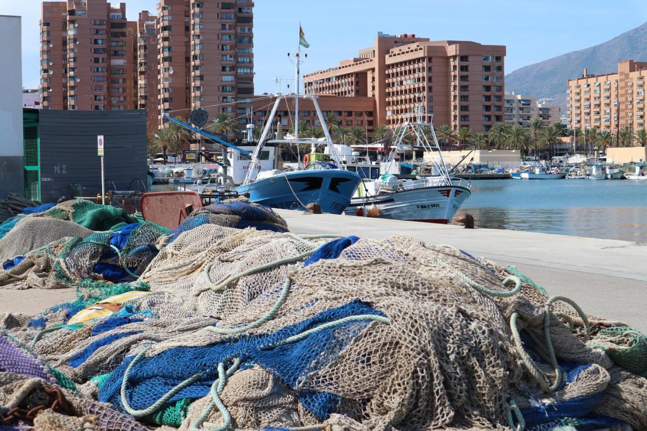 Gran Apartamento Cerca De La Playa Con Piscina En El Centro Fuengirola Kültér fotó